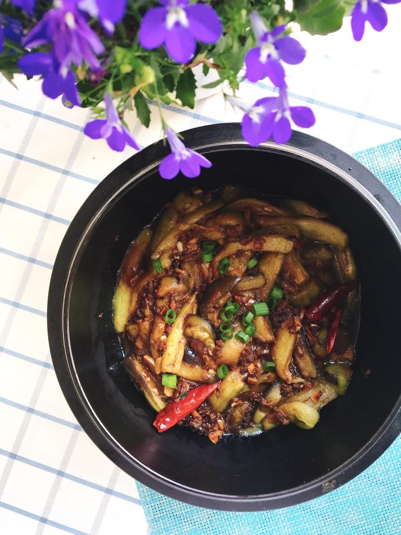 开胃下饭菜！巨简单的家常鱼香茄子煲