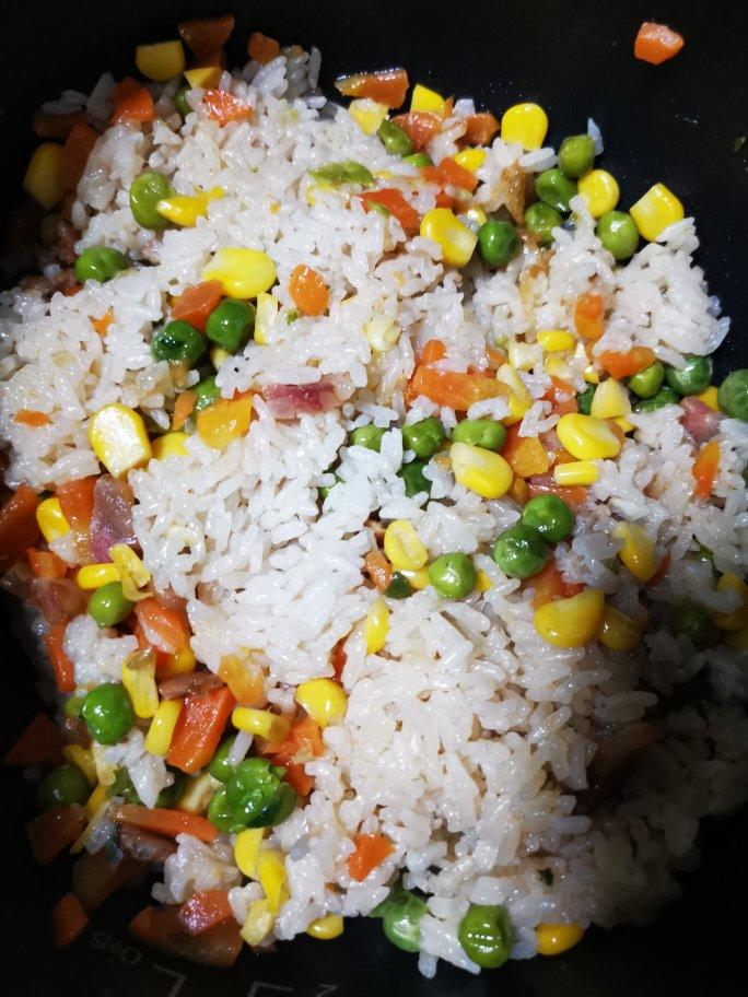 乾悦做的电饭煲糯米饭