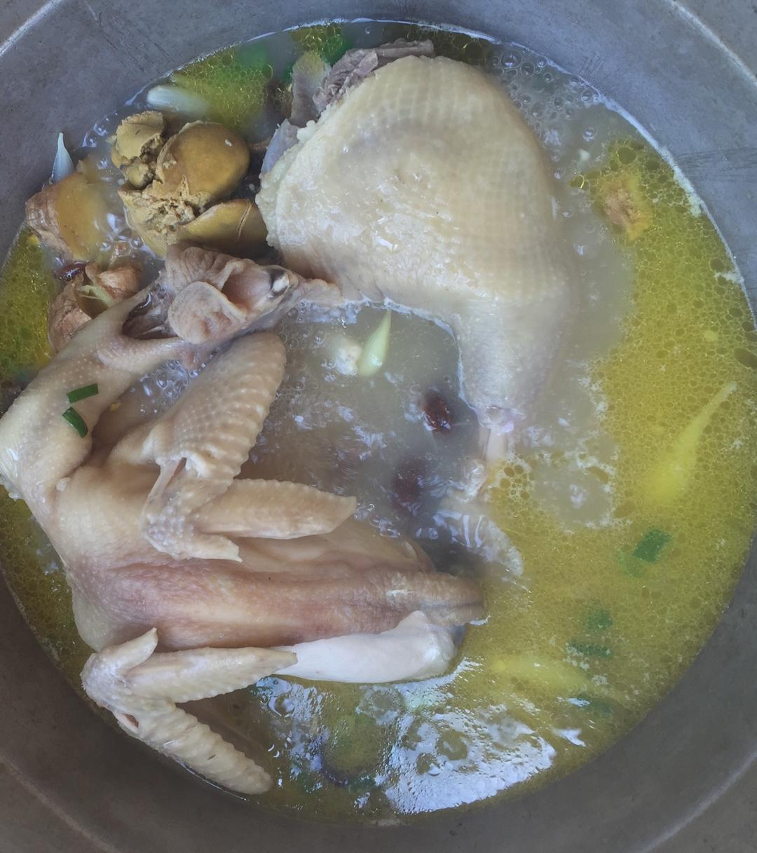 诠释幸福做的香菇炖老母鸡