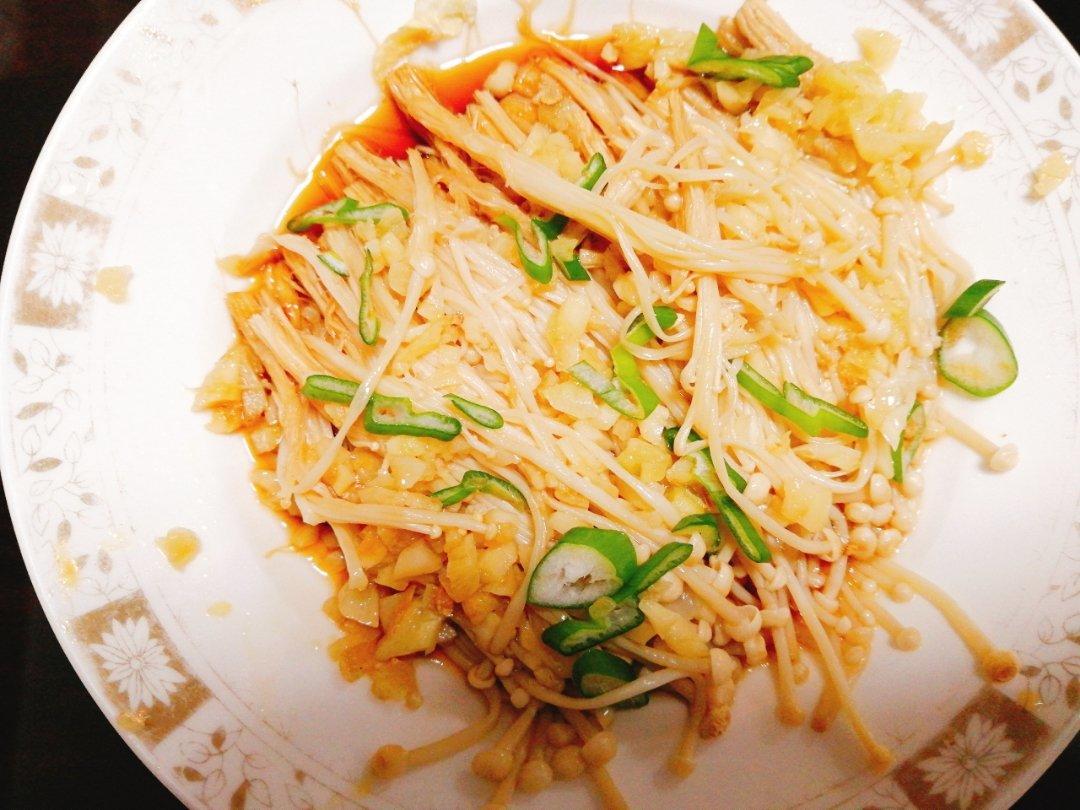 蒜蓉蒸金针菇
