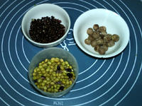 红豆莲子豆浆的做法 步骤1