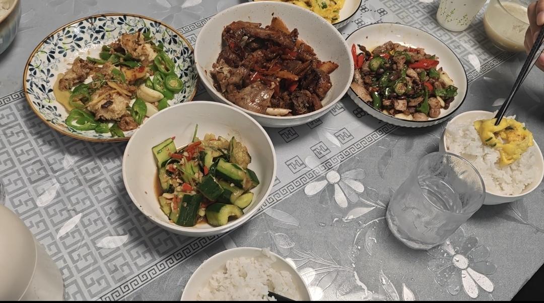 秘制凉拌拍青瓜/拍黄瓜