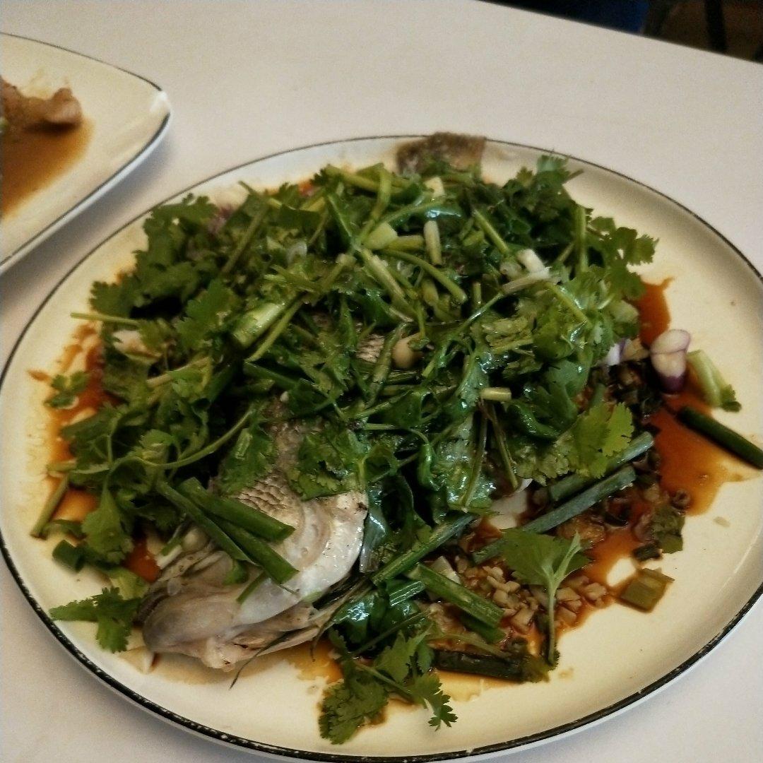 清蒸鲈鱼
