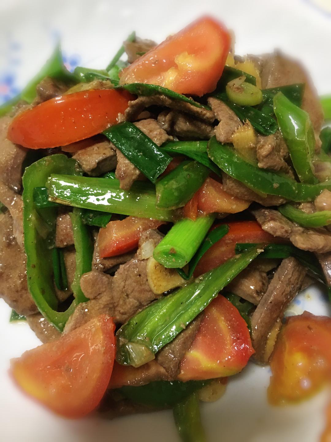 青椒番茄爆炒猪肝的做法