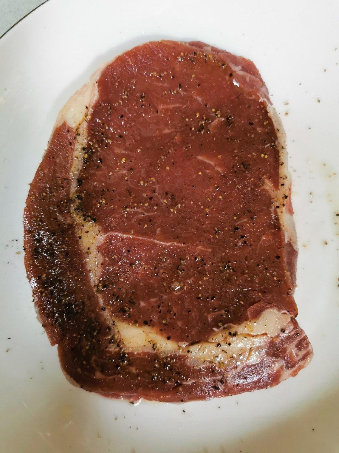 米其林大厨的煎牛排方法（附配餐葡萄酒推荐）
