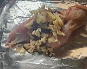 宴客菜谱｜香烤兔腿肉，简单易学的做法 步骤2