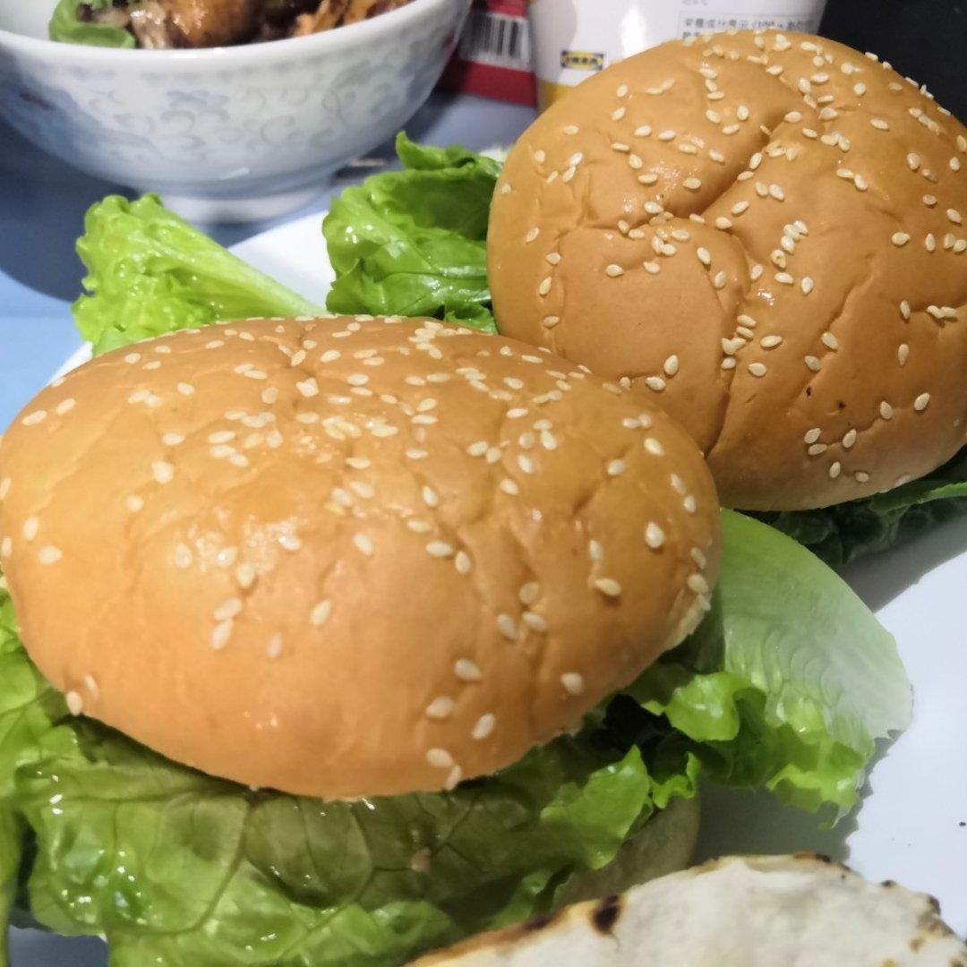 牛肉汉堡包（土豆面包胚）