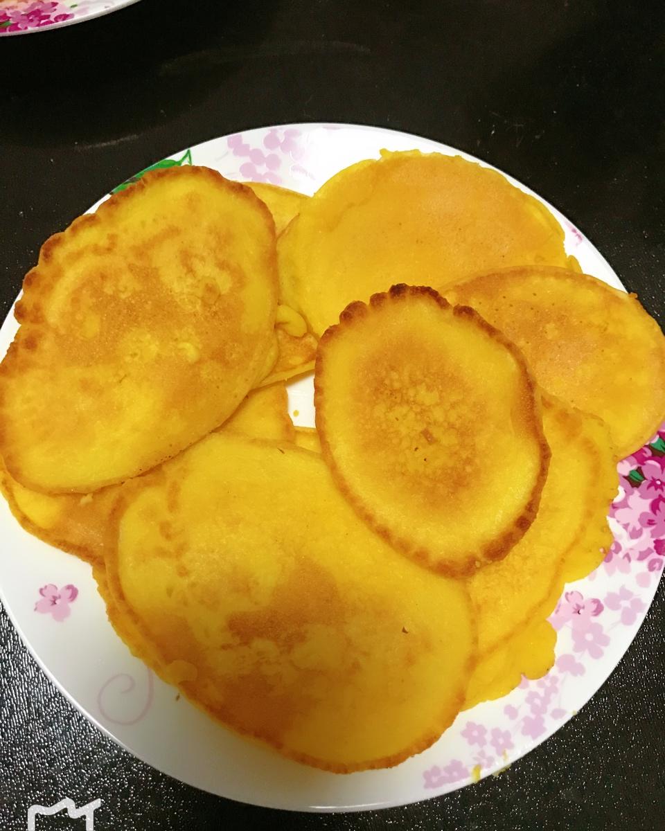 玉米面贴饼子