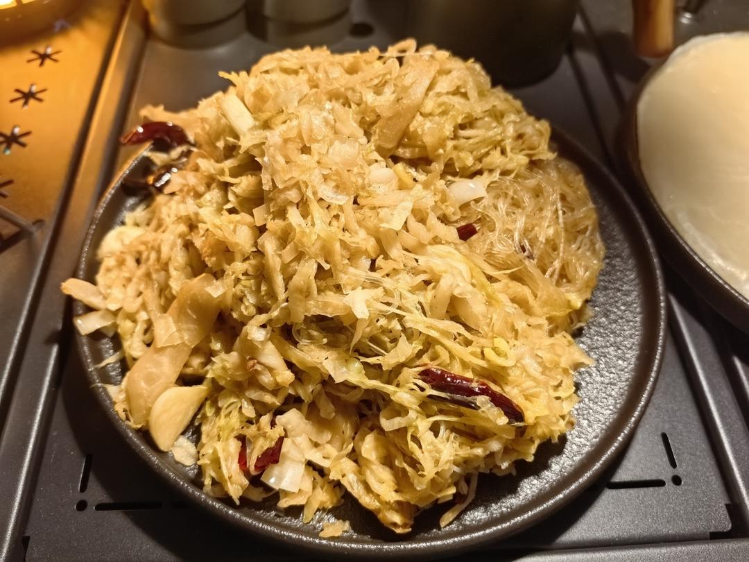 接地气家常菜--东北炒酸菜