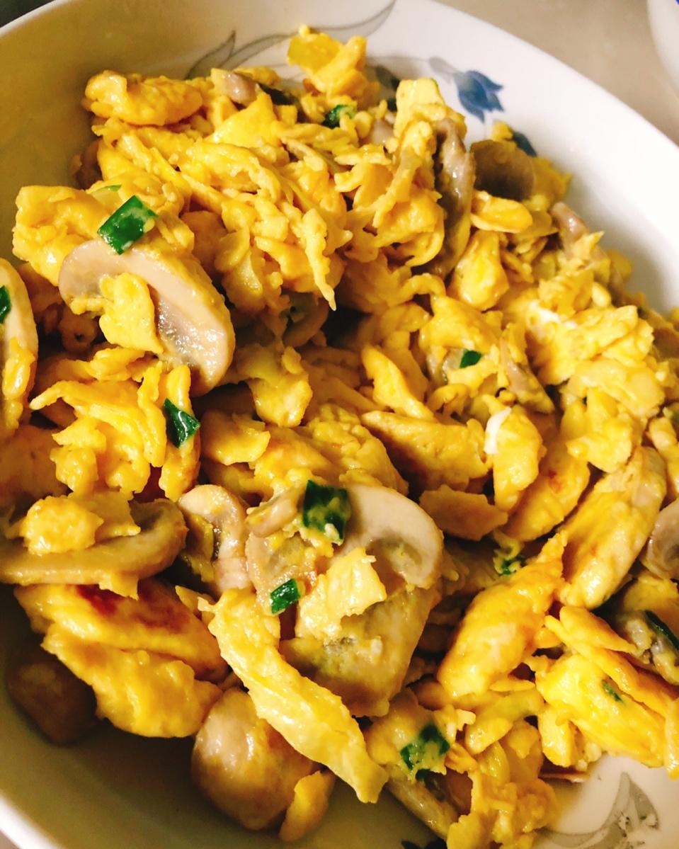 快手小葱蘑菇炒蛋