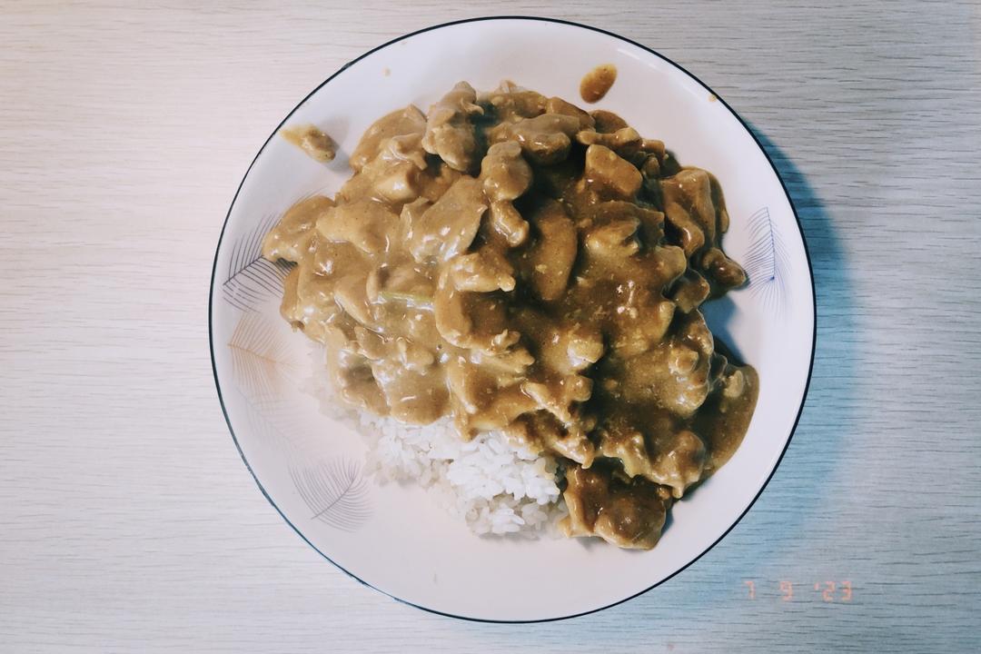 零失败日式咖喱鸡肉饭！！最正宗日本家庭做法！简单又好吃！
