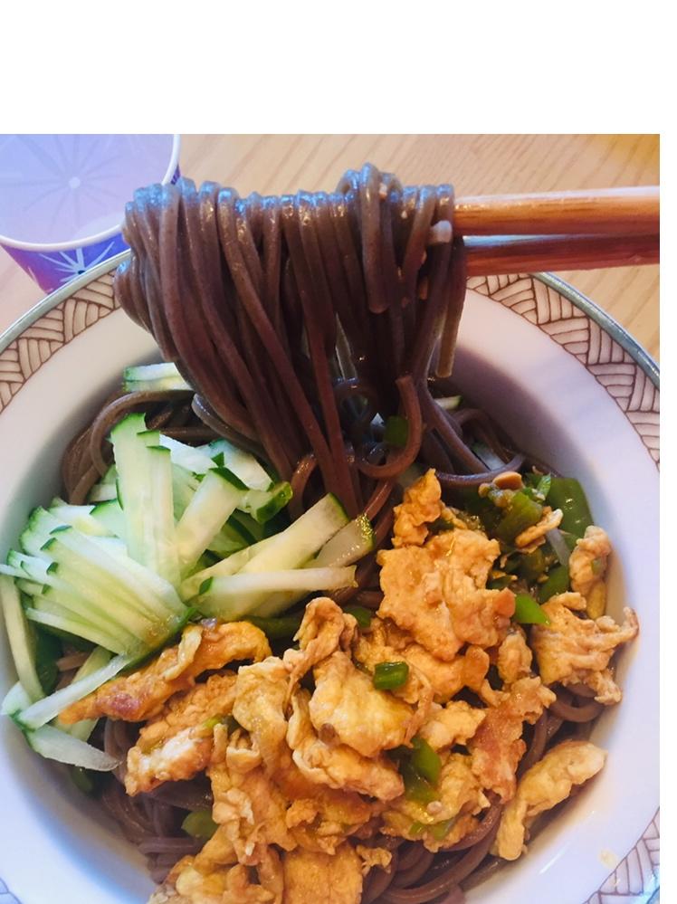 懒人荞麦鸡蛋辣椒炸酱面的做法