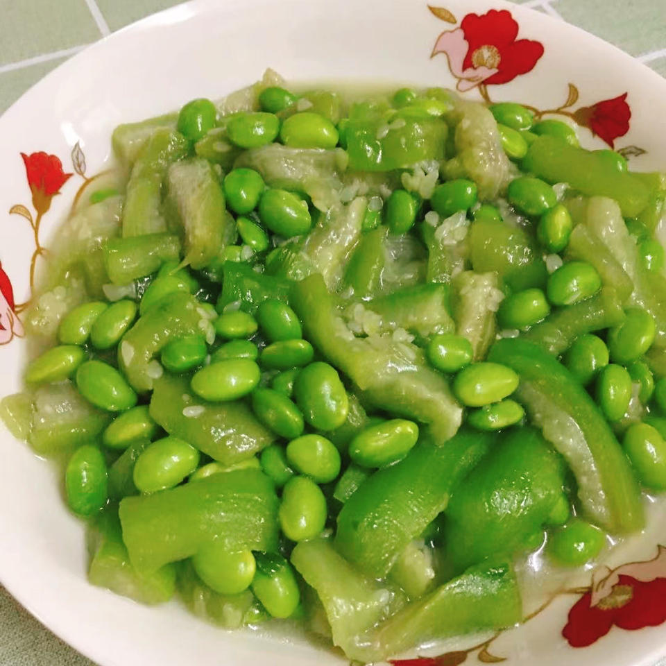 炒毛豆丝瓜