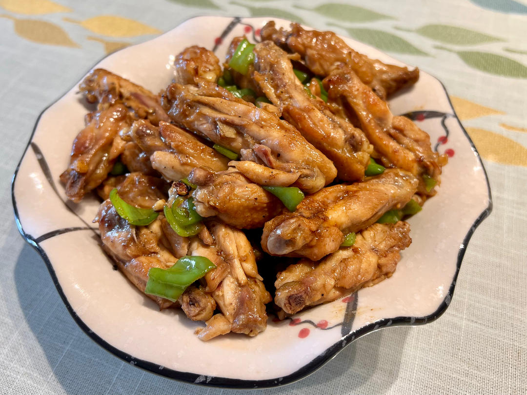 蒜香鸡翅，这才是鸡翅最好吃的做法