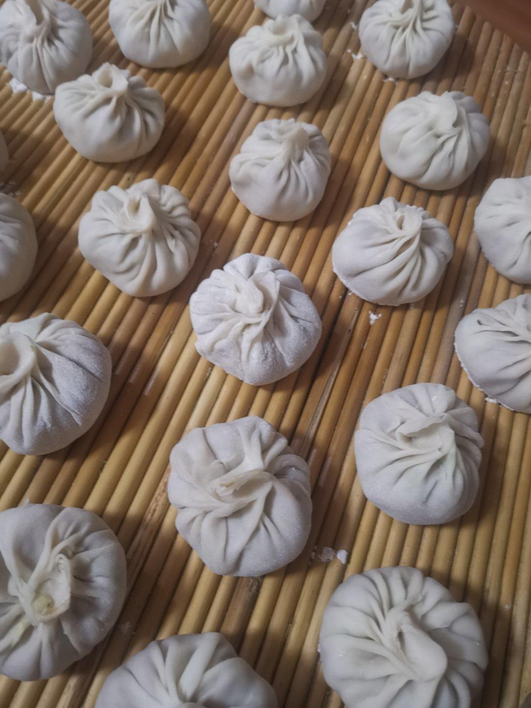 饺子皮版生煎包