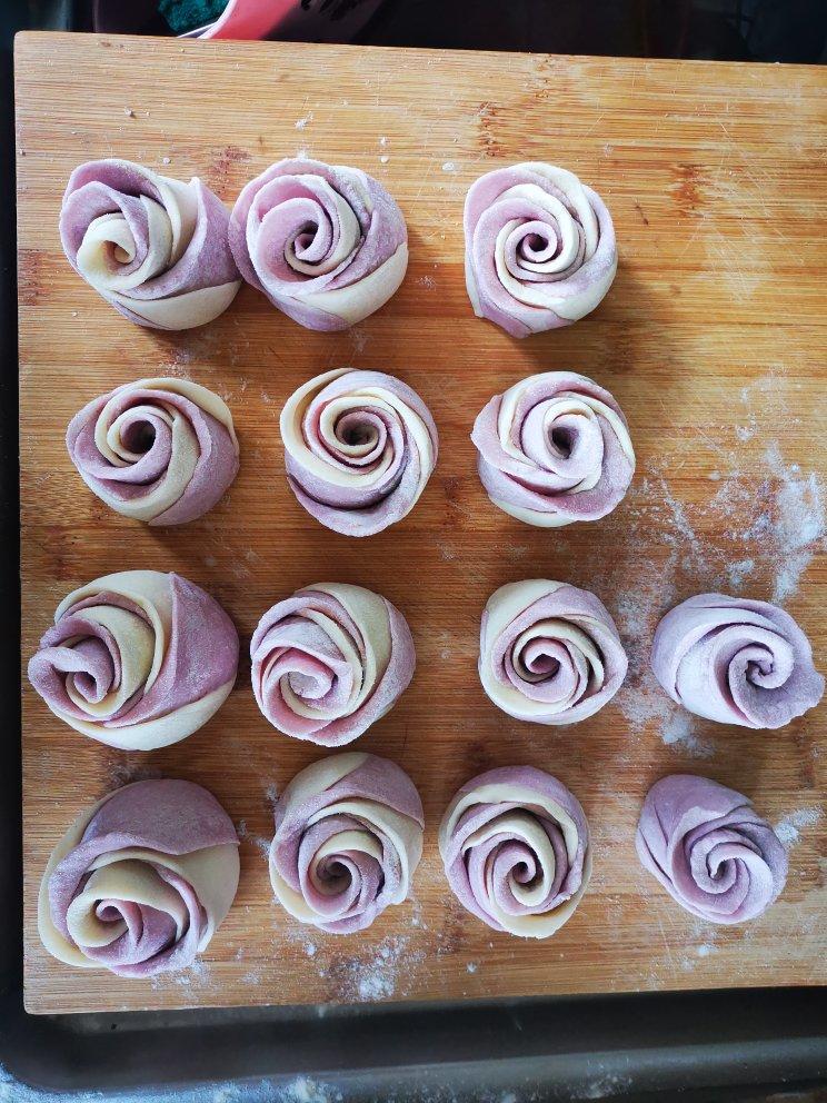 东东8126做的紫薯玫瑰花馒头