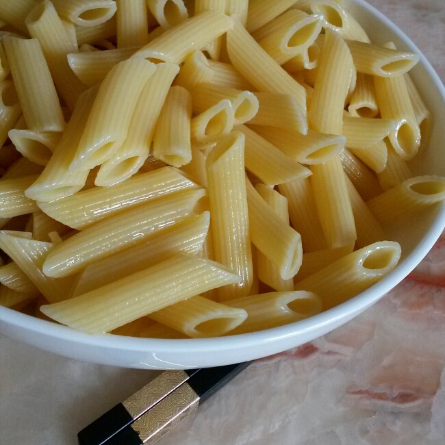 薄荷奶油意面（Spaghetti with Cream and Peppermint)