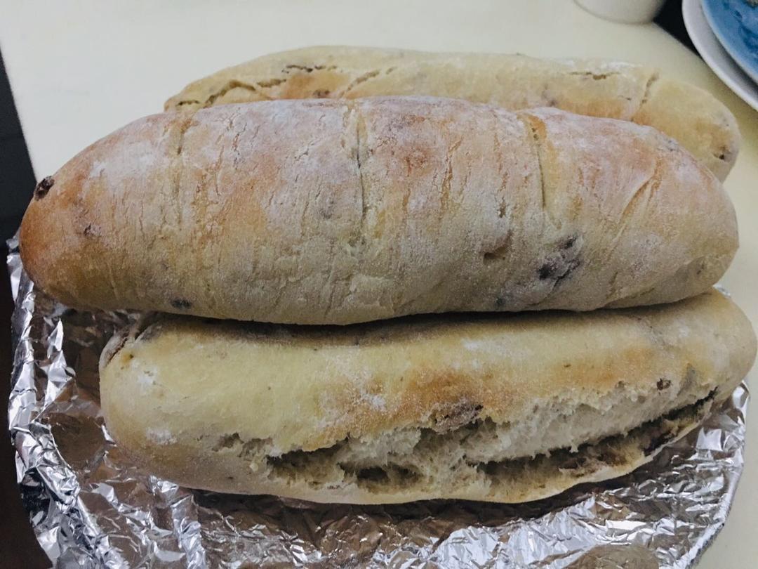 全麦葡萄干面包