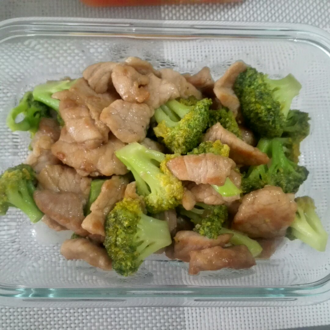 西兰花炒肉片