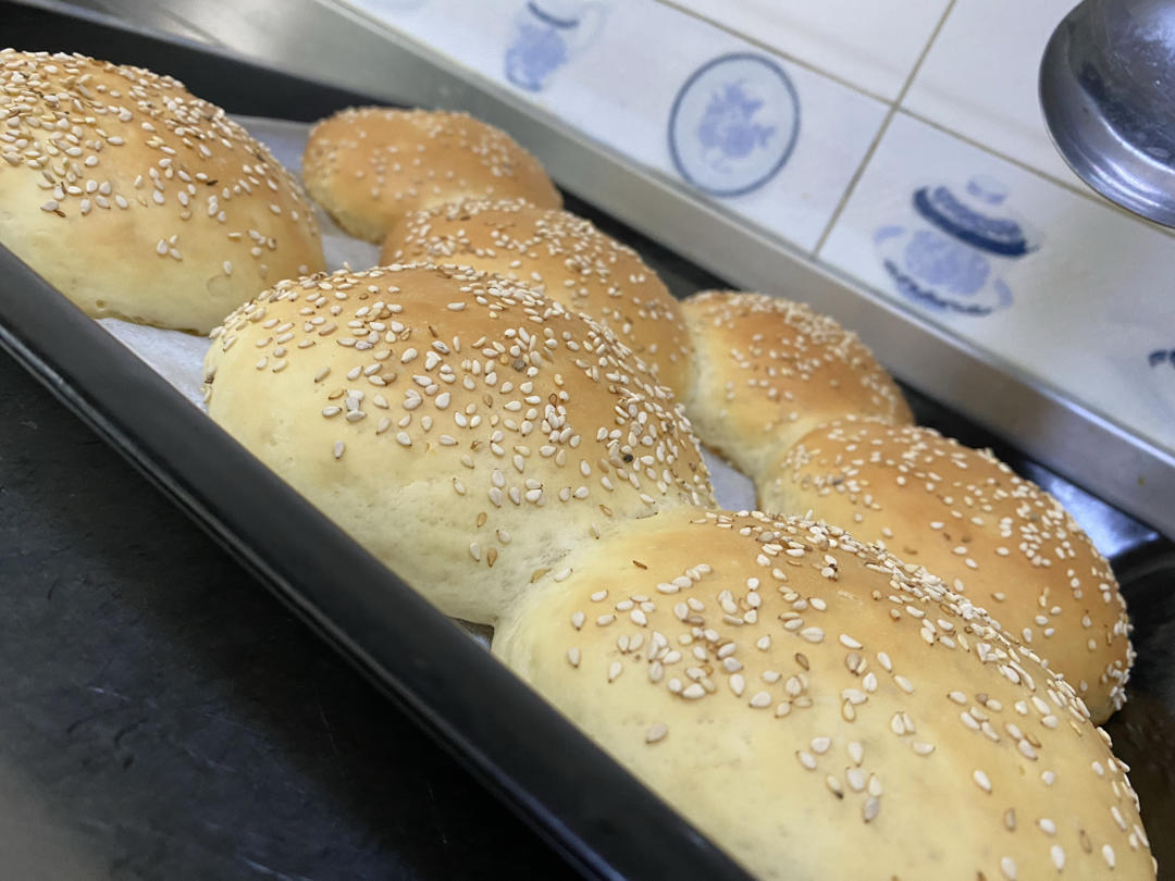 汉堡胚面包餐包（视频夏季轻松快速手揉手套膜方法）