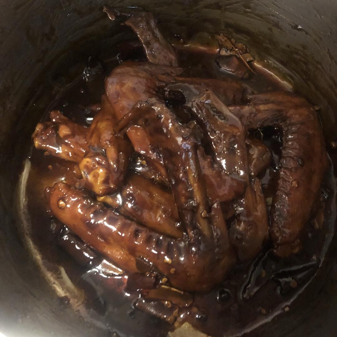 自制周黑鸭卤鸭翅鸭锁骨甜辣