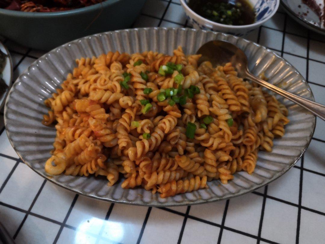 番茄肉酱意大利通心面