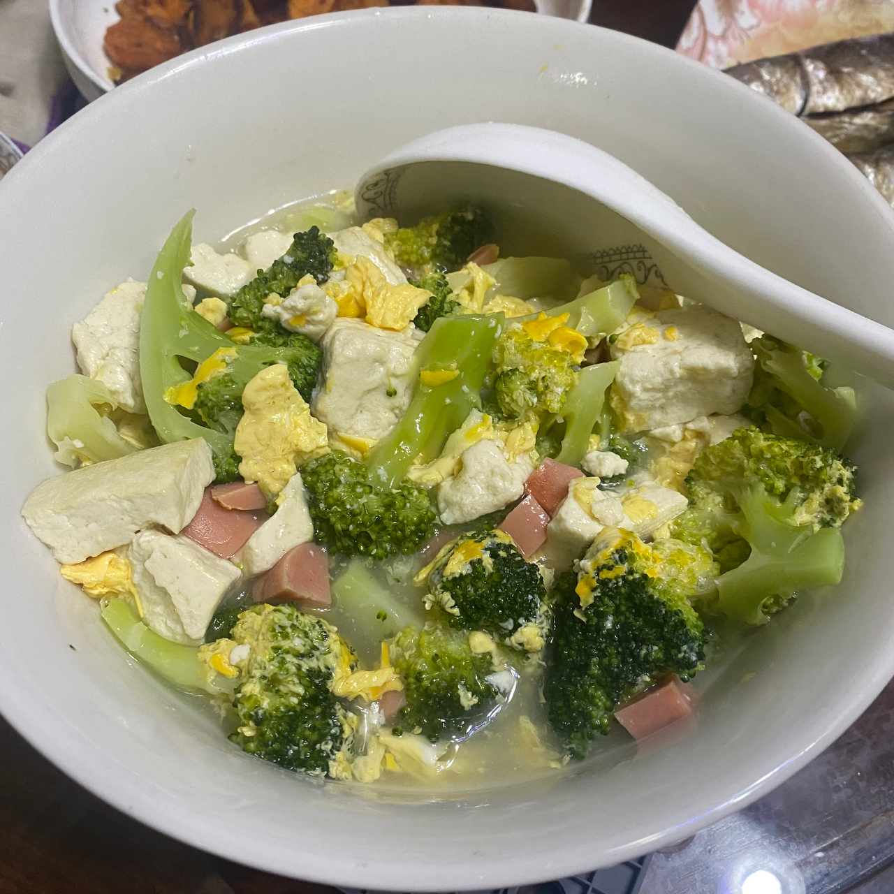 西蓝花豆腐汤🥦味道鲜美，好喝到哭❗