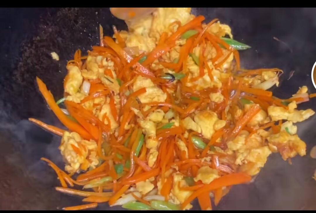 胡萝卜炒蛋（小朋友营养必备）