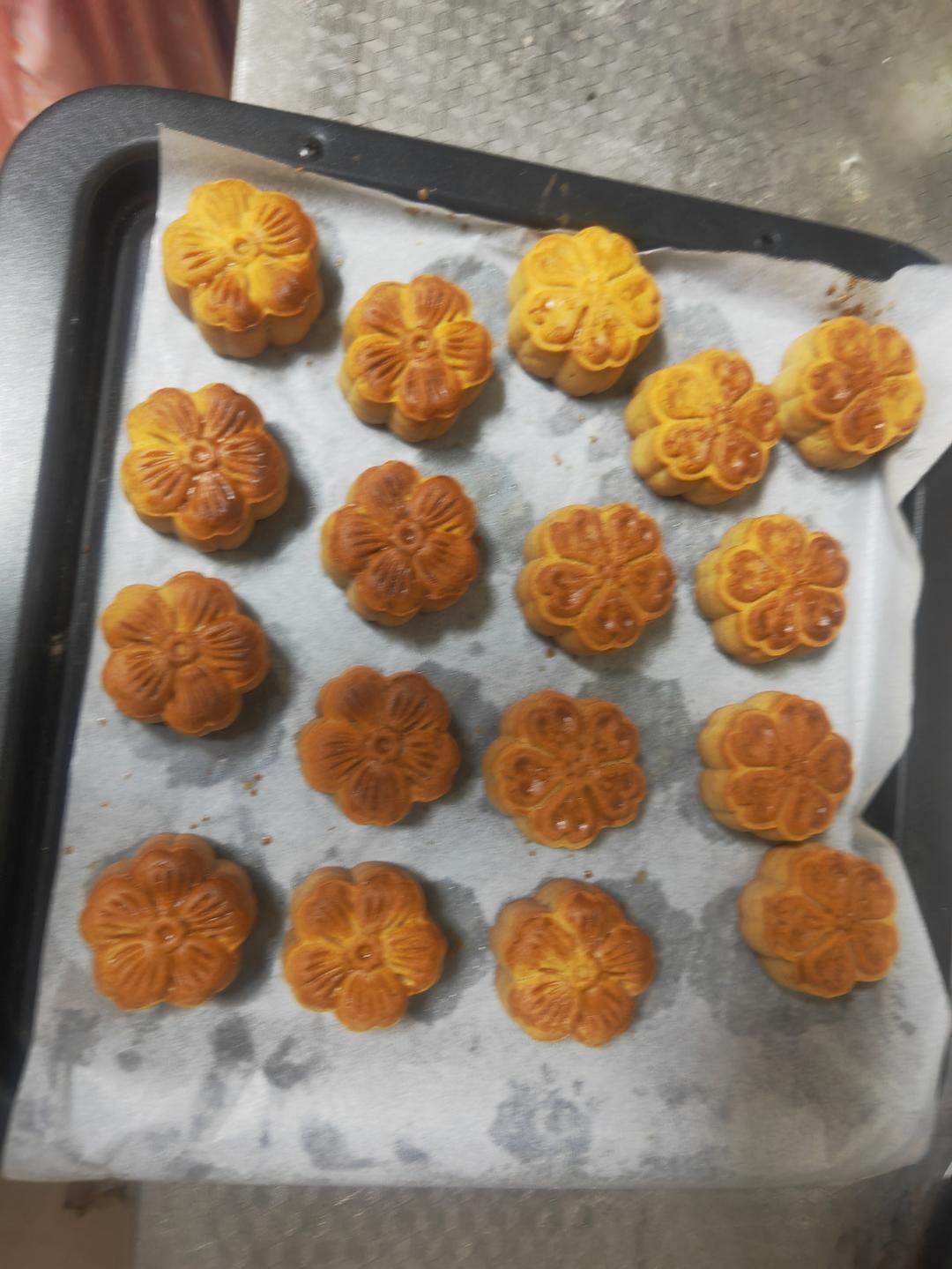 不用转化糖浆的广式月饼（不裂 不塌 不缩腰）