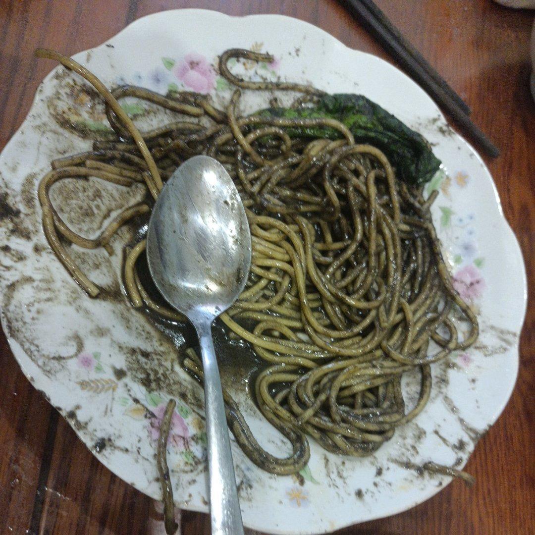 热干面酱汁调法/热干面