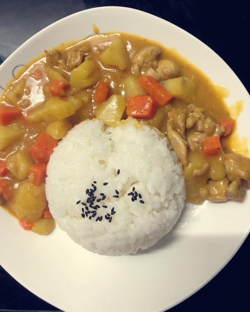 咖喱鸡肉饭