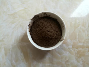 红豆牛奶龟苓膏的做法 步骤2