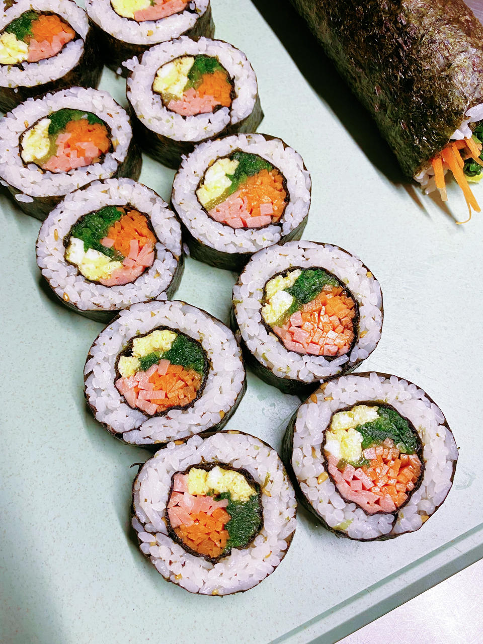高颜值的紫菜包饭