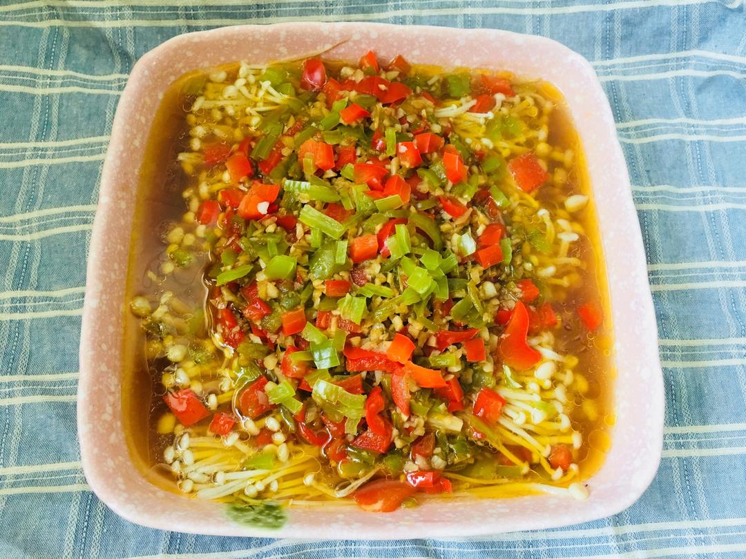 蒜香双椒金针菇