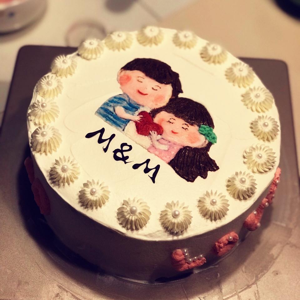 淡奶油浮雕彩绘蛋糕