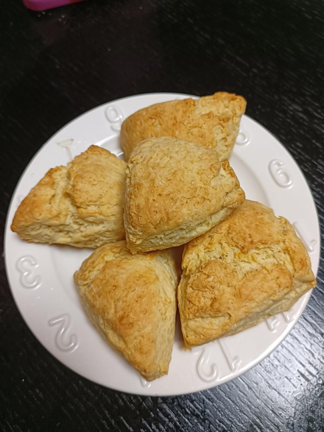 适合做三明治的红茶司康