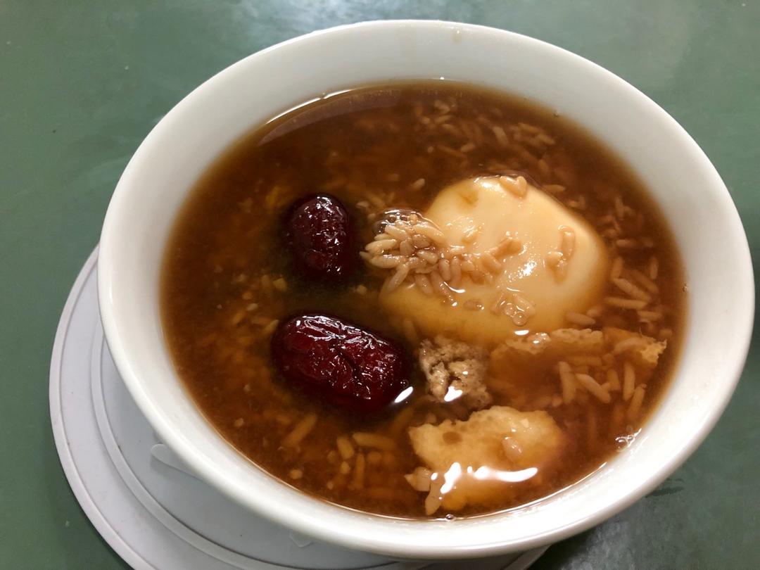 老红糖醪糟窝鸡蛋