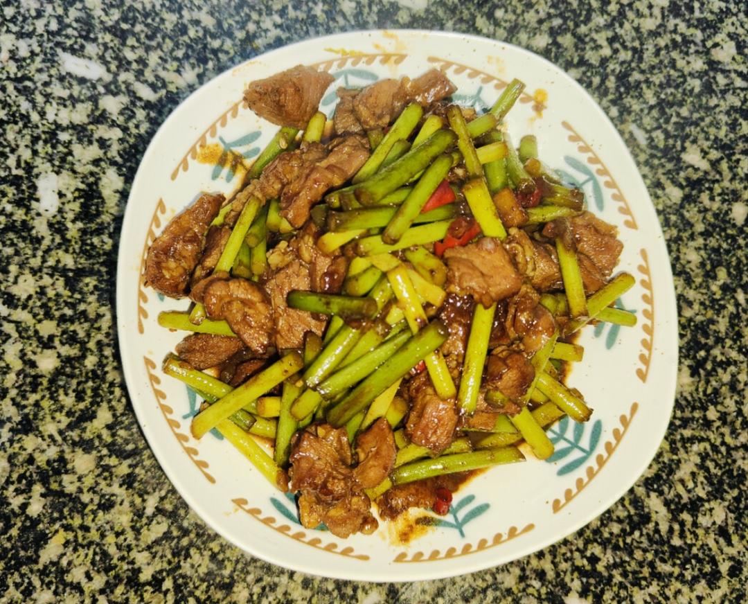 蒜薹炒肉