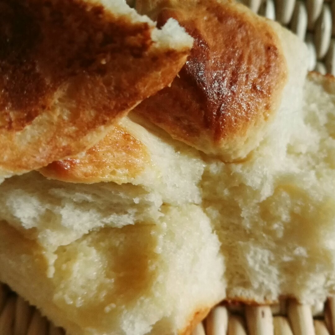 日式香浓炼乳面包