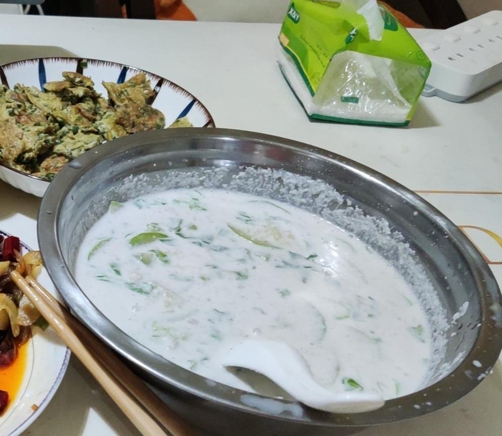菜豆腐（花生汤）