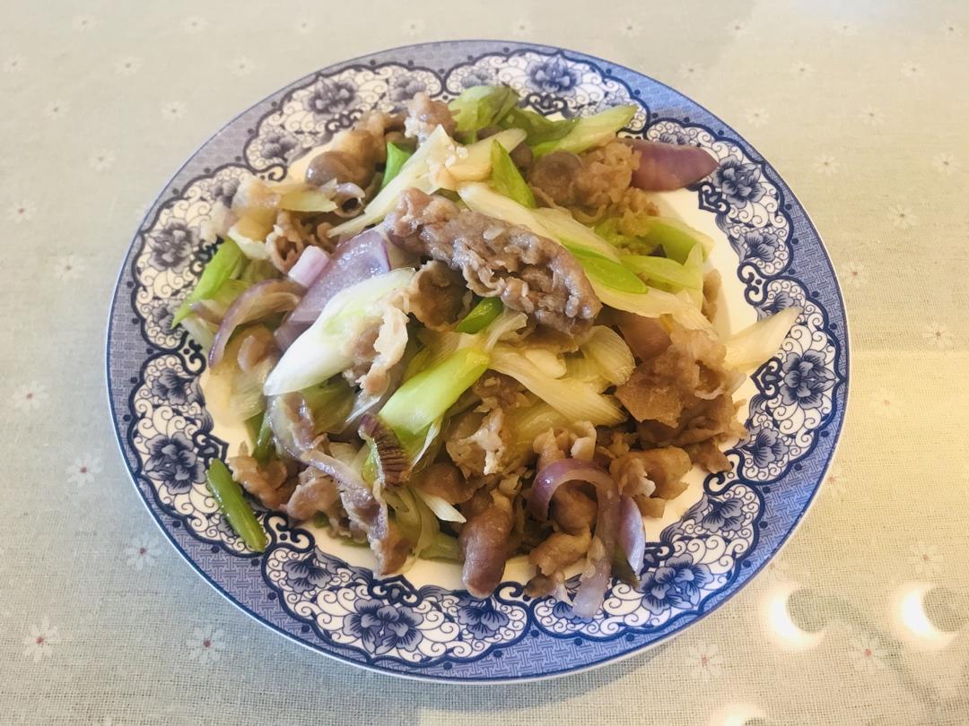 下饭神器🙋大葱羊肉卷