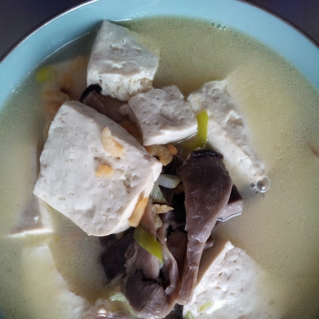 海米蘑菇炖豆腐