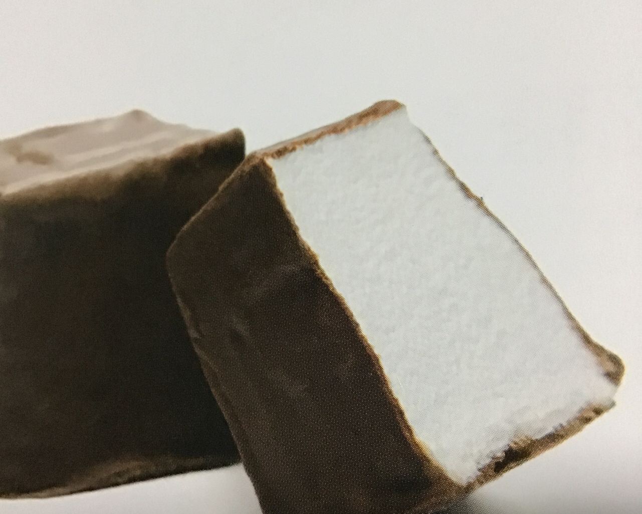 棉花糖覆跳跳糖巧克力外皮的做法