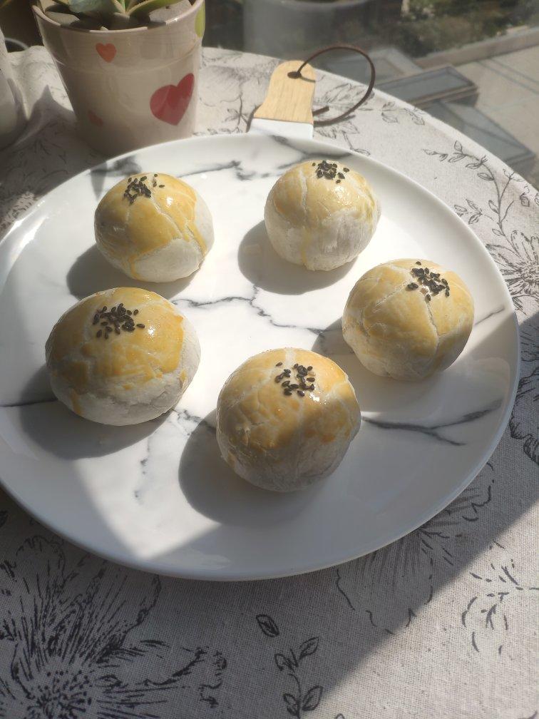 蛋黄酥