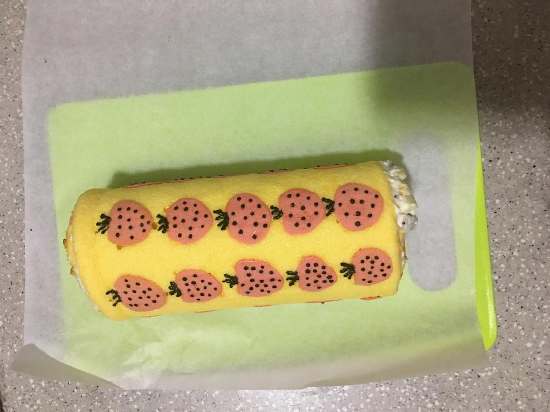 草莓蛋糕卷