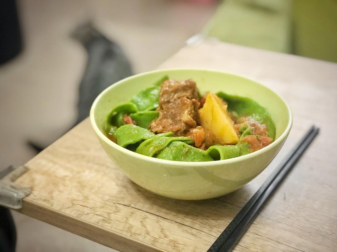 陕西面食之油泼辣子biangbiang 面