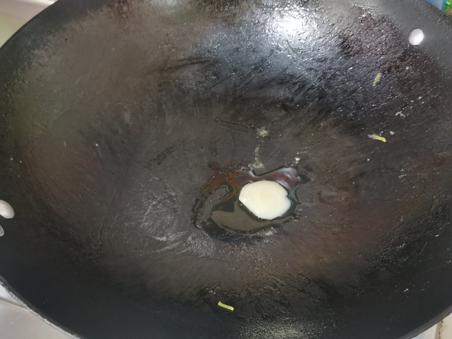 咸菜豆瓣蛋汤（蚕豆瓣）的做法 步骤7
