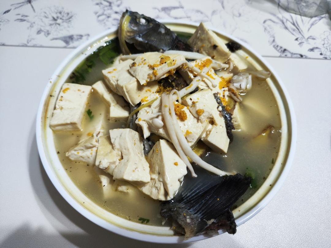 厨师长教你：“鲫鱼豆腐汤”的家常做法，满满的烹饪原理