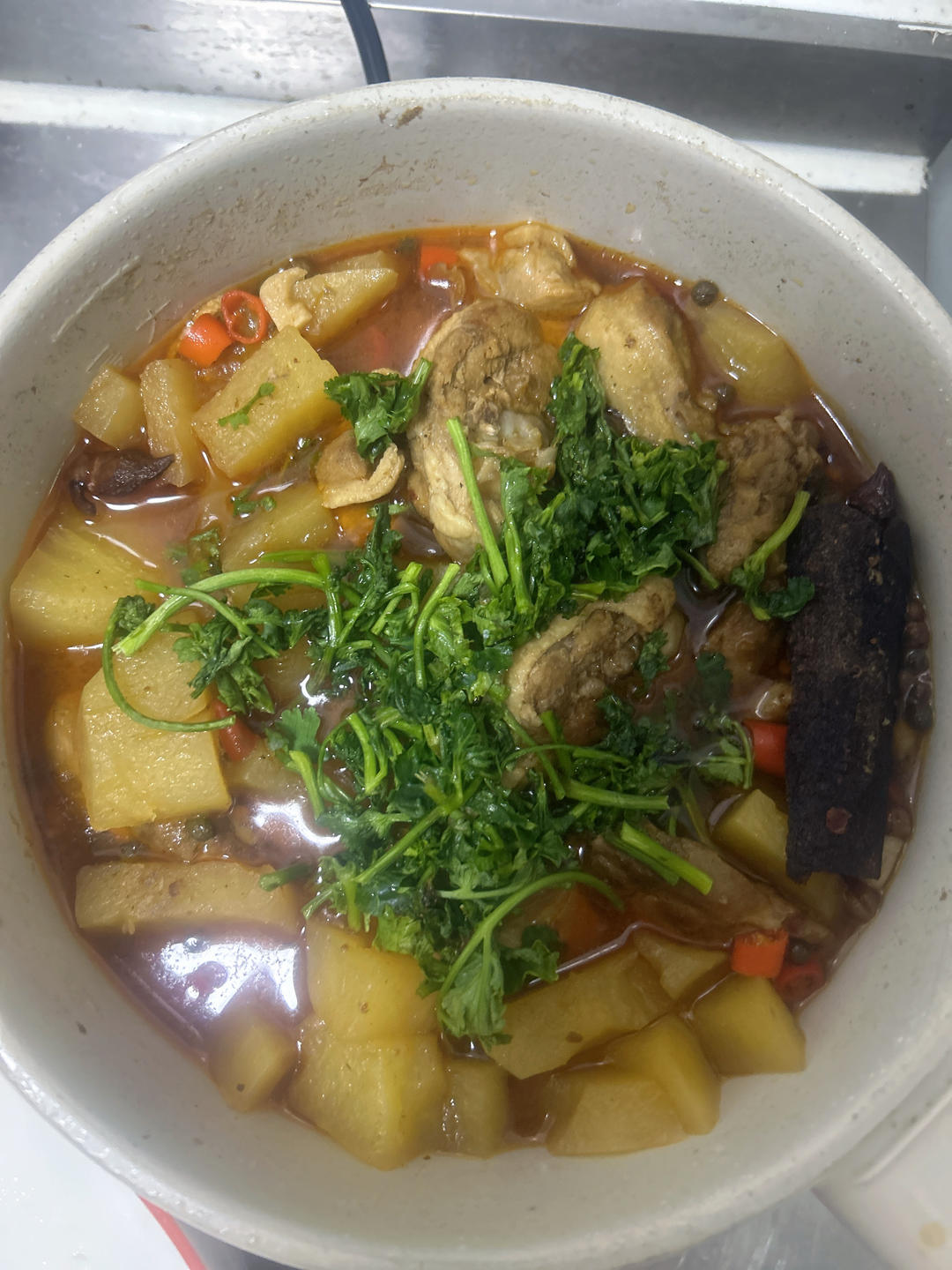 腊鸭腿炖土豆