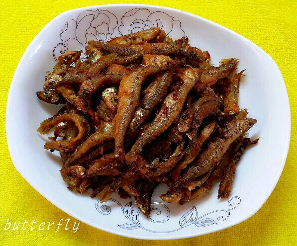 脆炸银鱼